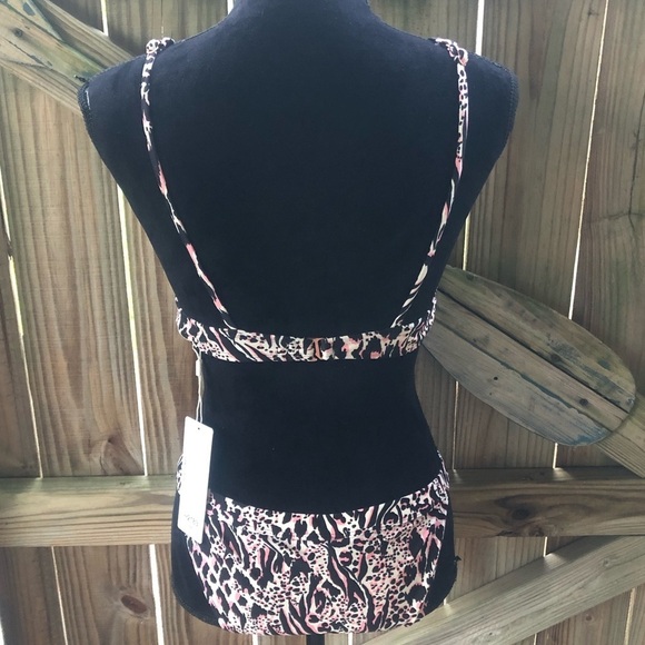 Stylish Swimwear 2 Piece Bikini Swimsuit Multicolor Animal Print Size M - Picture 3 of 5